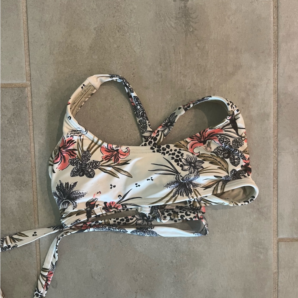 Kulani kini bikini top